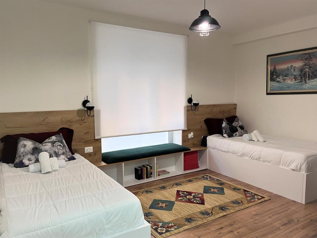 Grand Park & Bllok Area Rooms Tirana Exterior foto